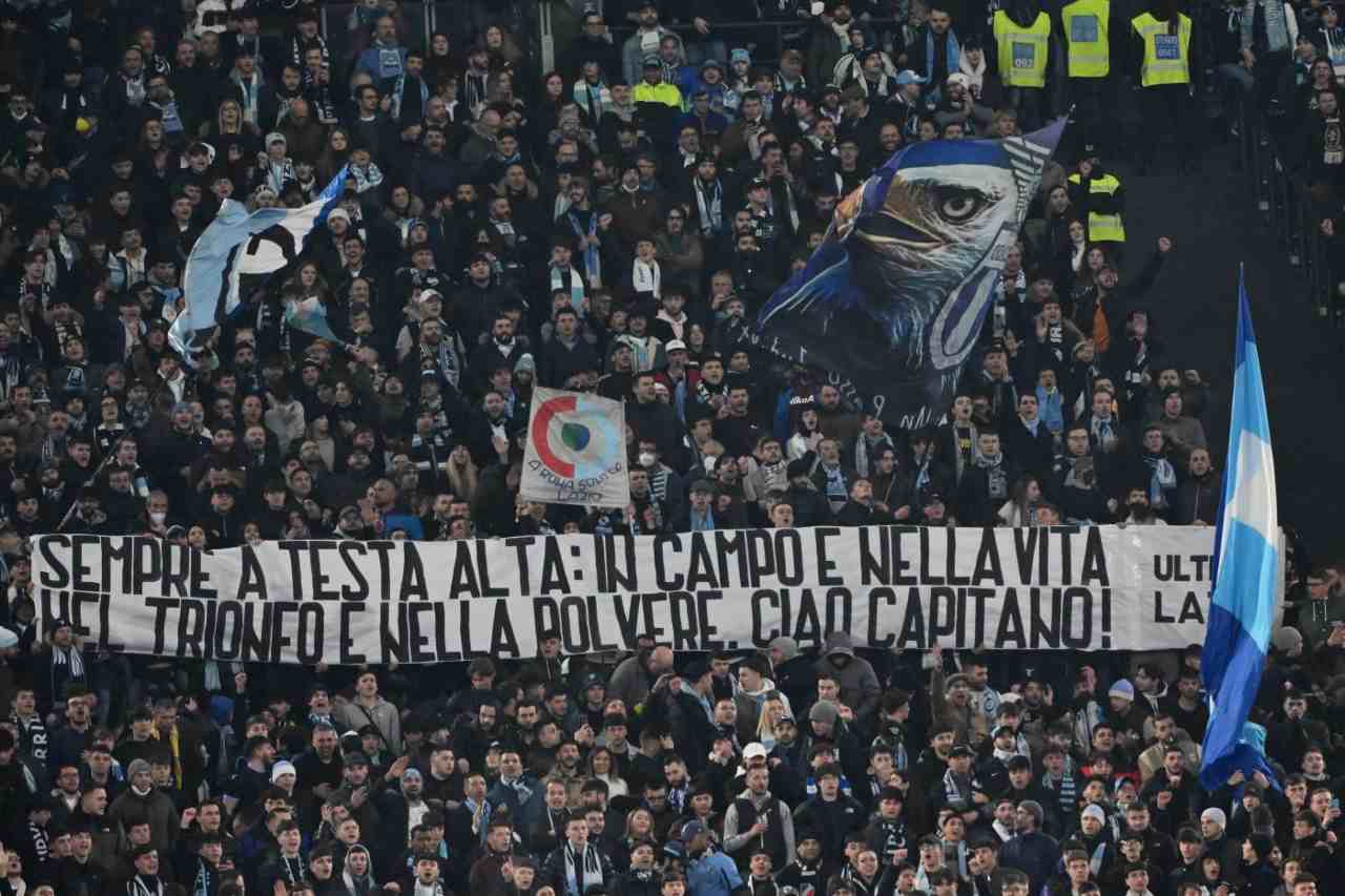 Lazio-Venezia, cori e reazione immediata | Ecco cosa è successo