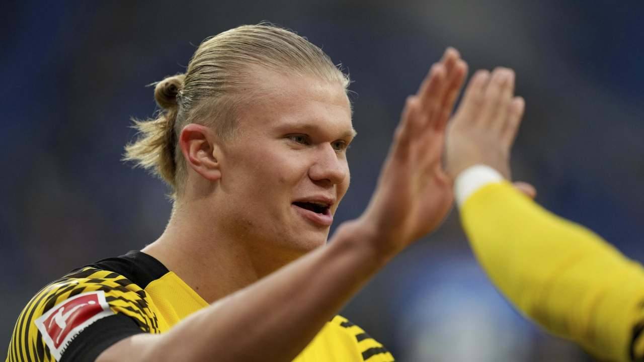 Raiola brucia la Juventus, la doppia operazione che beffa i bianconeri