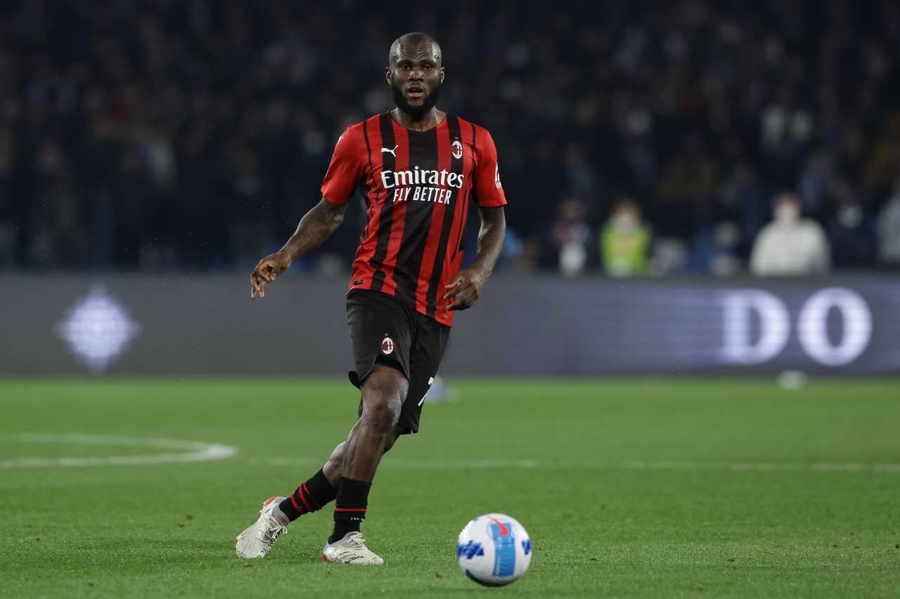 Milan Kessie Barcellona Xavi Busquets