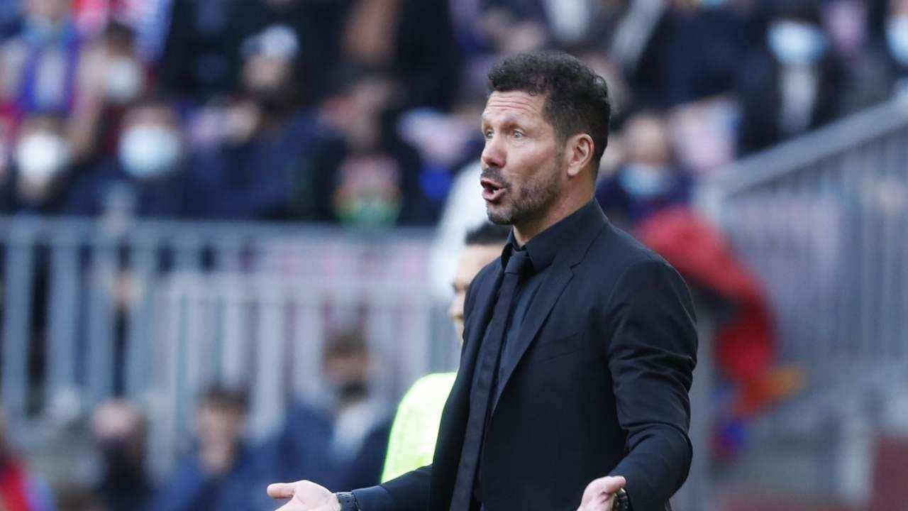 Simeone sfida la Juventus, testa a testa per l'argentino