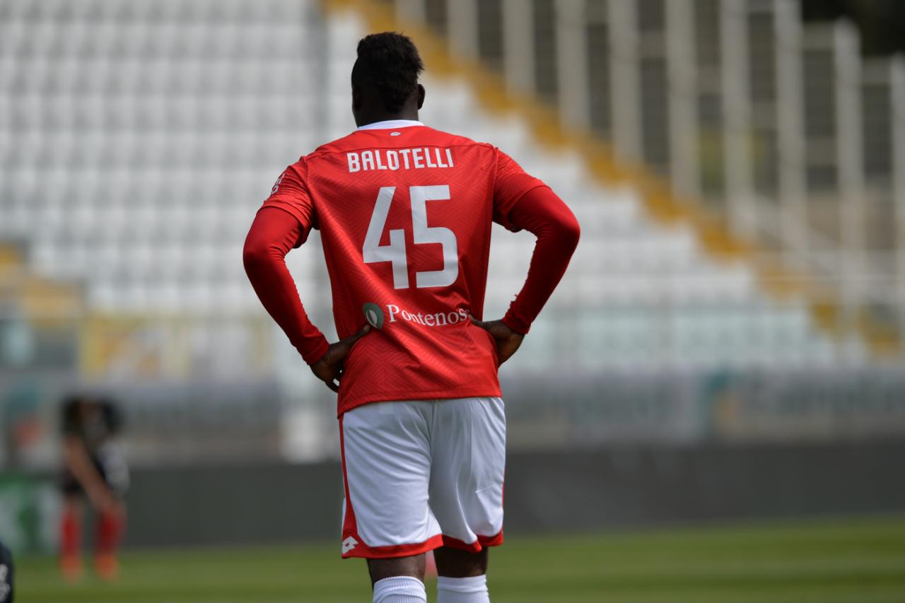 balotelli nazionale mancini napoli de laurentiis