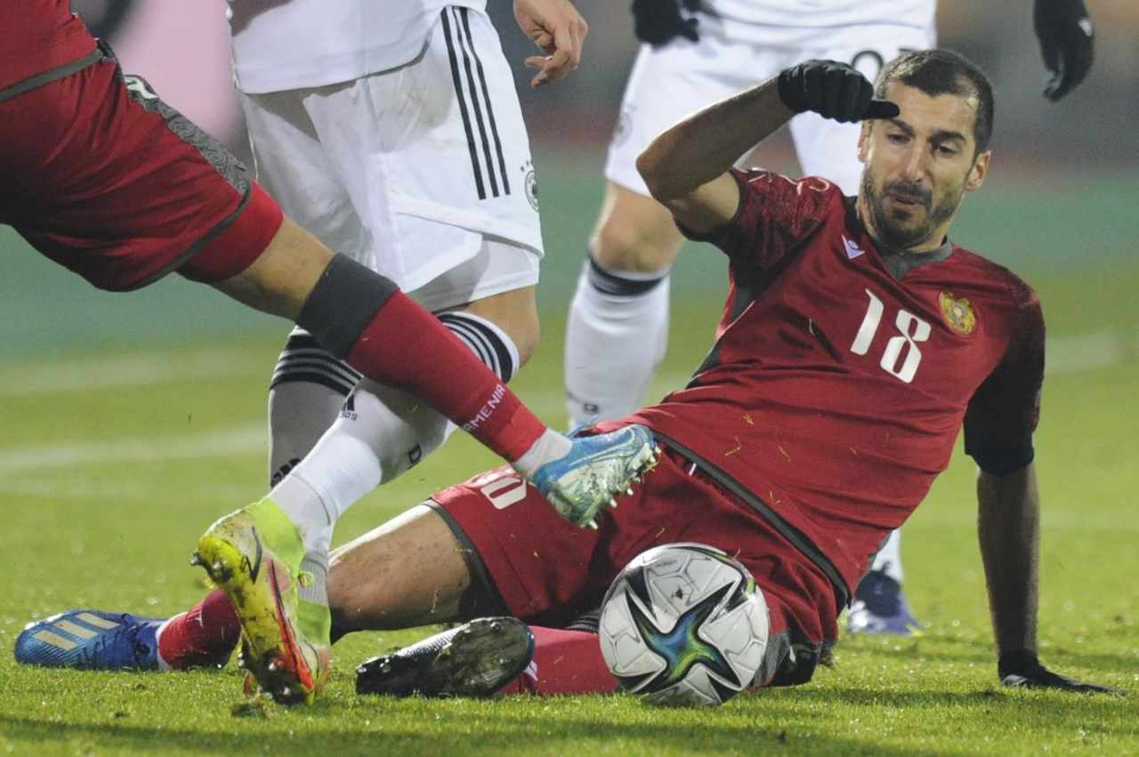 mkhitaryan armenia ritiro nazionale roma