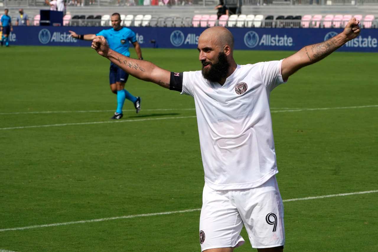 Annuncio UFFICIALE, Higuain si ritira