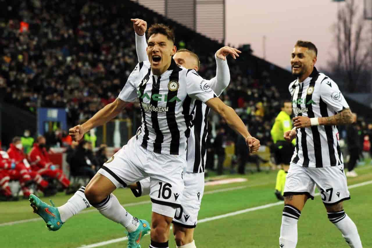 Calciomercato Juventus: 30 milioni per Molina