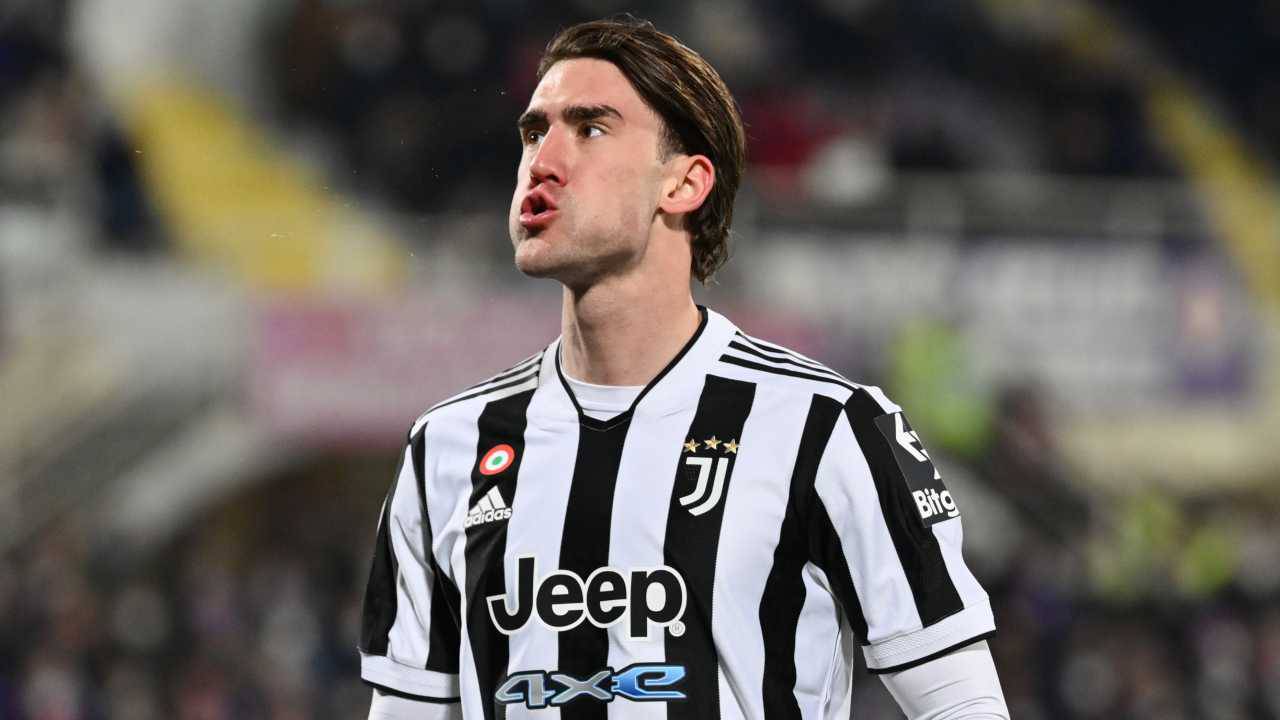 "Vlahovic peggiorato": Allegri nel mirino 