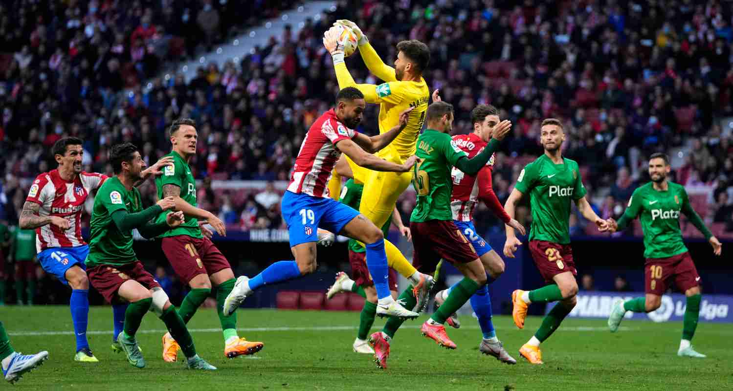 Napoli, e non solo: ecco il prezzo di Maximiano