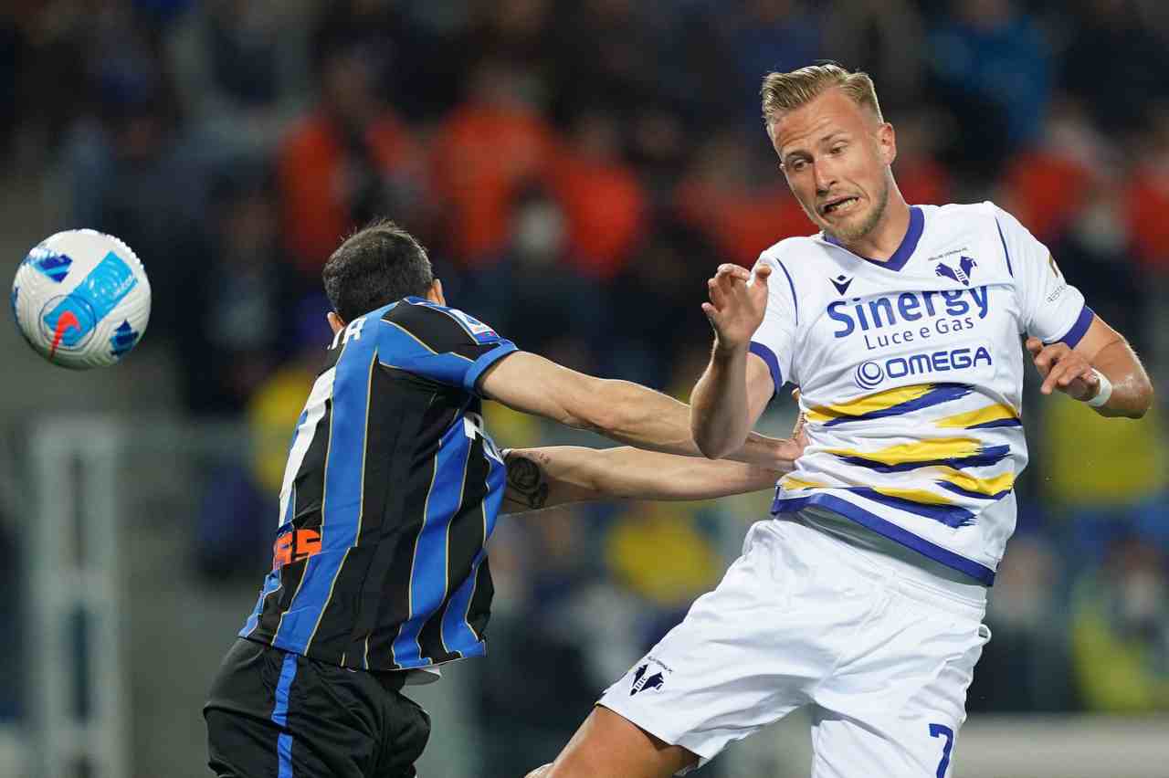 Irrompe Conte e lo porta via: Inter e Milan a bocca asciutta