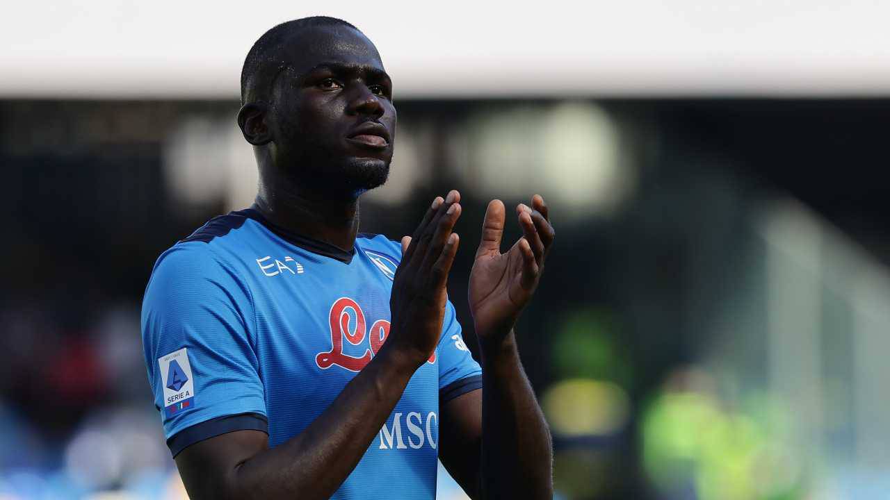 Il Chelsea osserva Koulibaly: l'offerta