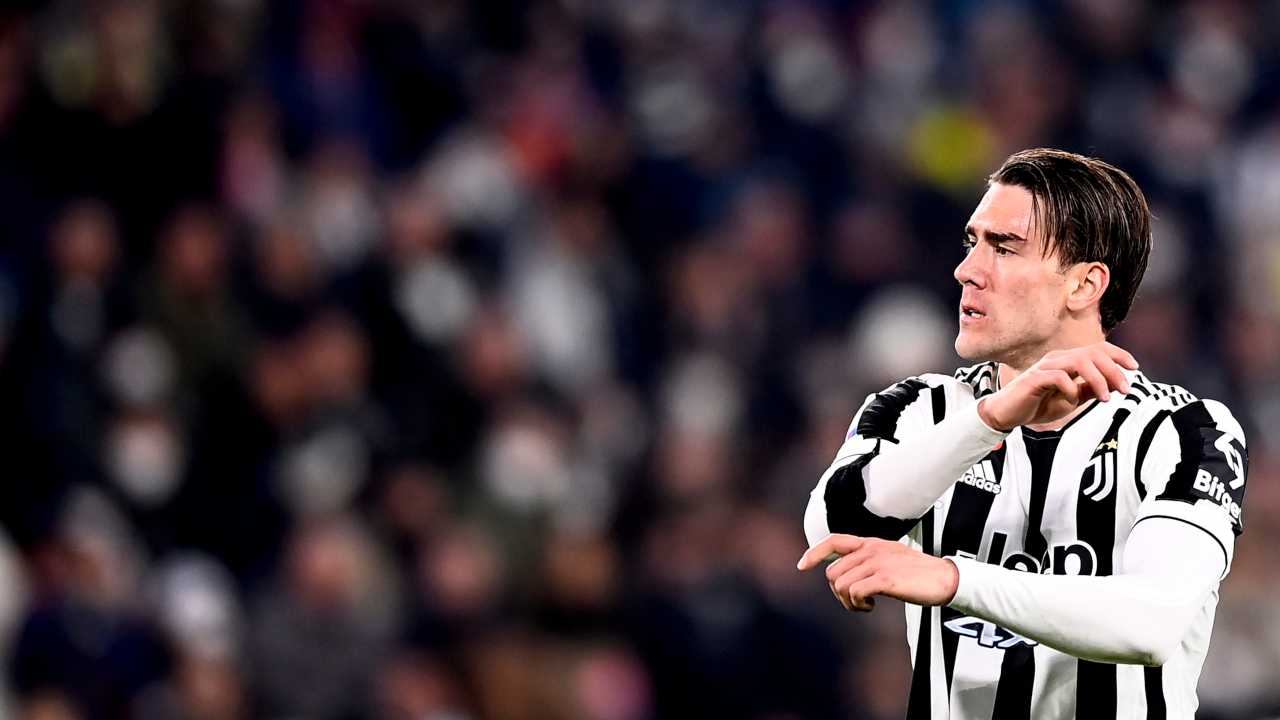 Juventus, scoppia il caso Vlahovic: "Troppo frustrato"