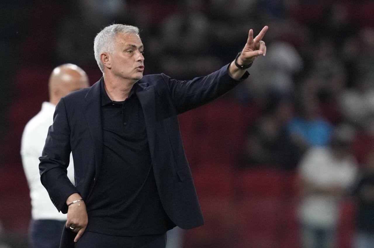 Mourinho si sbilancia sul riscatto di Oliveira: "Ad una sola condizione"