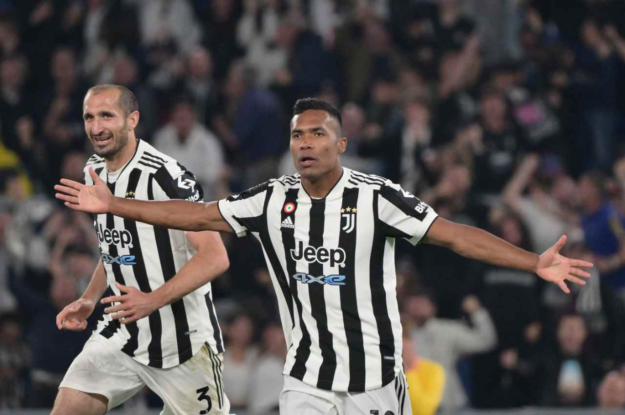 Alex Sandro all'Inter: scelta fatta dopo l'allarme Gosens