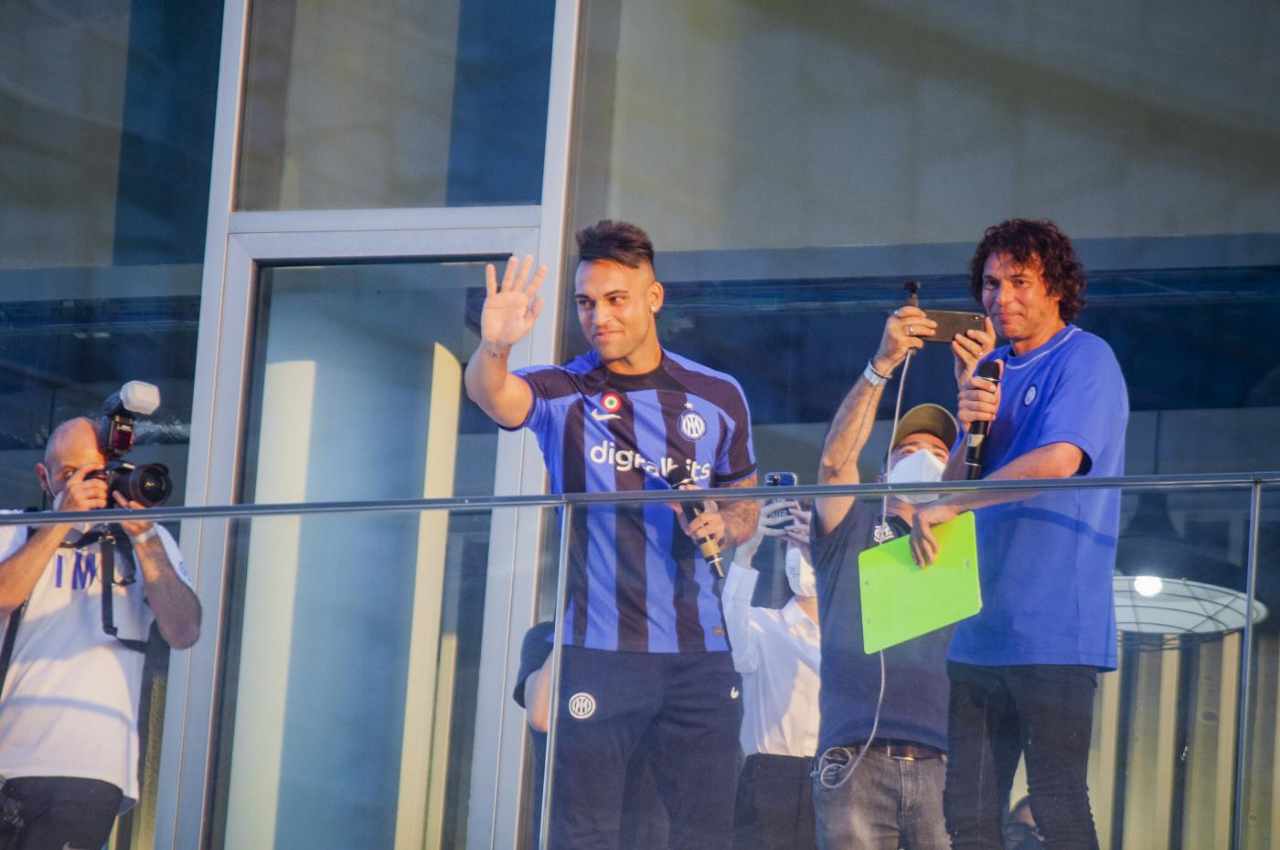 Calciomercato Inter, l'annuncio su Lautaro spaventa i tifosi