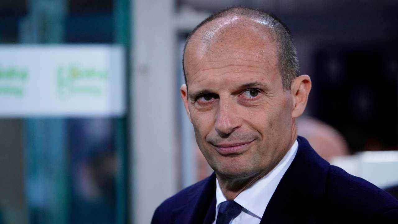 Juventus, il 'consiglio' ad Allegri: "Se lo prendi fai i numeri là davanti"