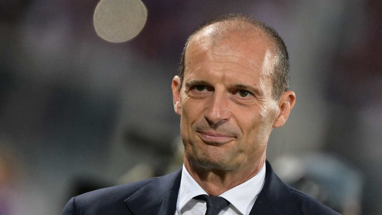 Juventus, Allegri difeso d'ufficio: "Il problema non è l'allenatore"