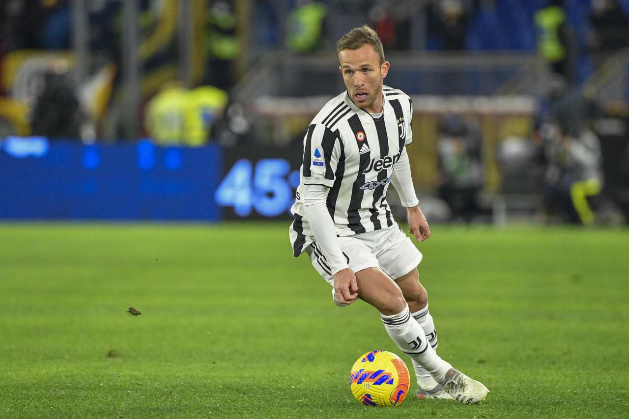 Juventus, decisione presa su Arthur: ora è UFFICIALE