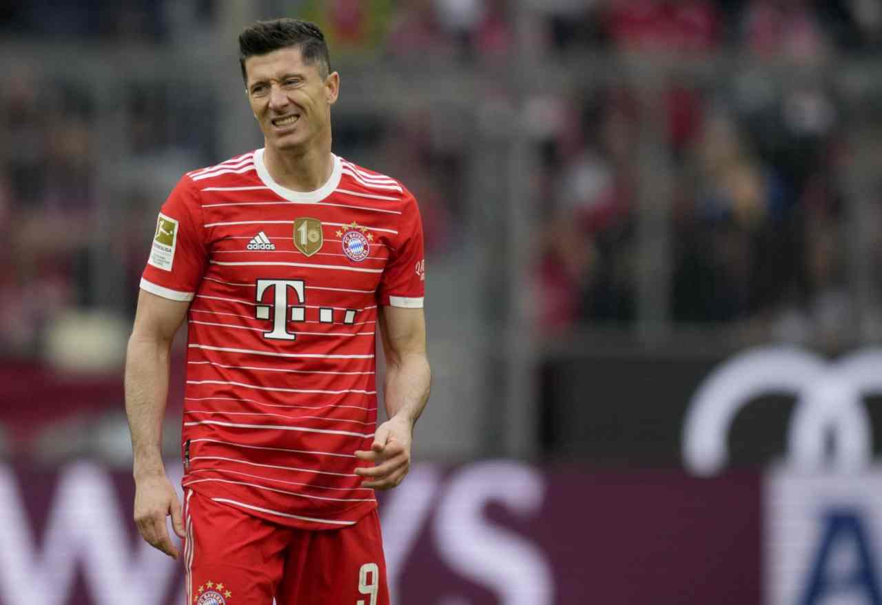 L'ultimo atto di Lewandowski al Bayern: l'annuncio del bomber