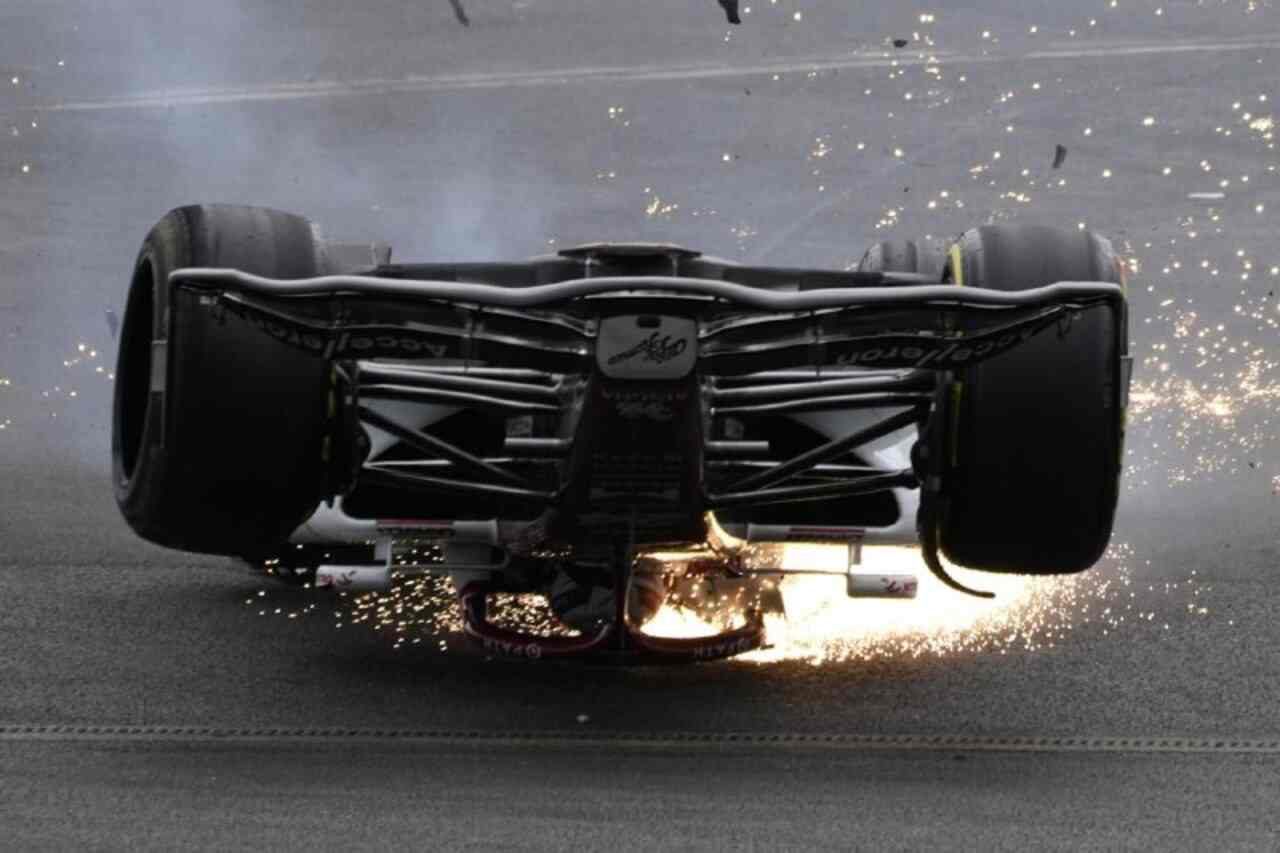 Formula 1, incidente Zhou
