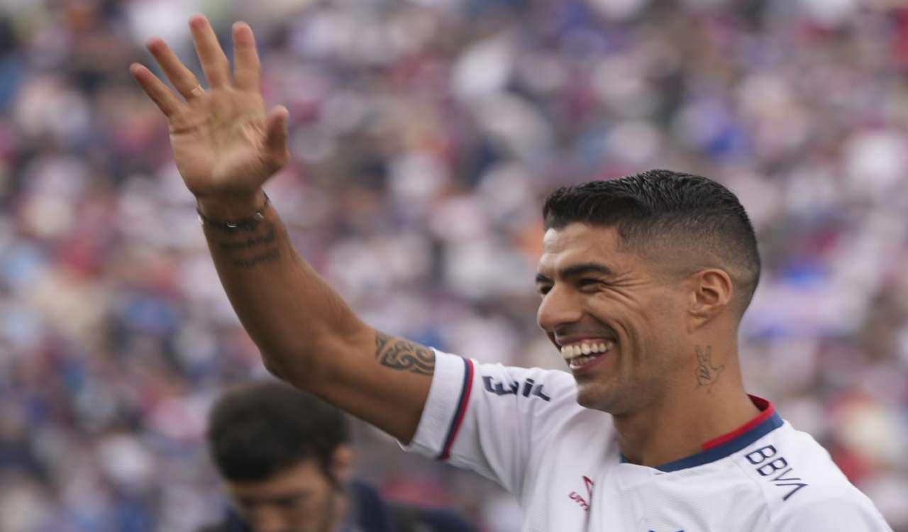 Calciomercato, Suarez lascia il Nacional: l'annuncio del presidente