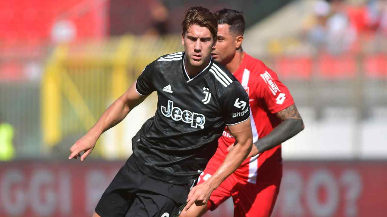 Vlahovic per il Tottenham: 80 milioni più bonus 