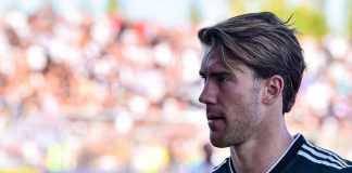 Vlahovic resta alla Juventus: il sondaggio