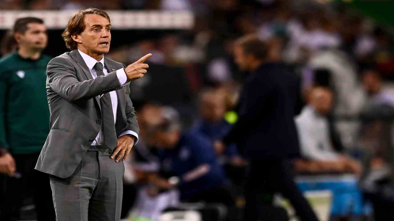 Italia, Mancini nei guai