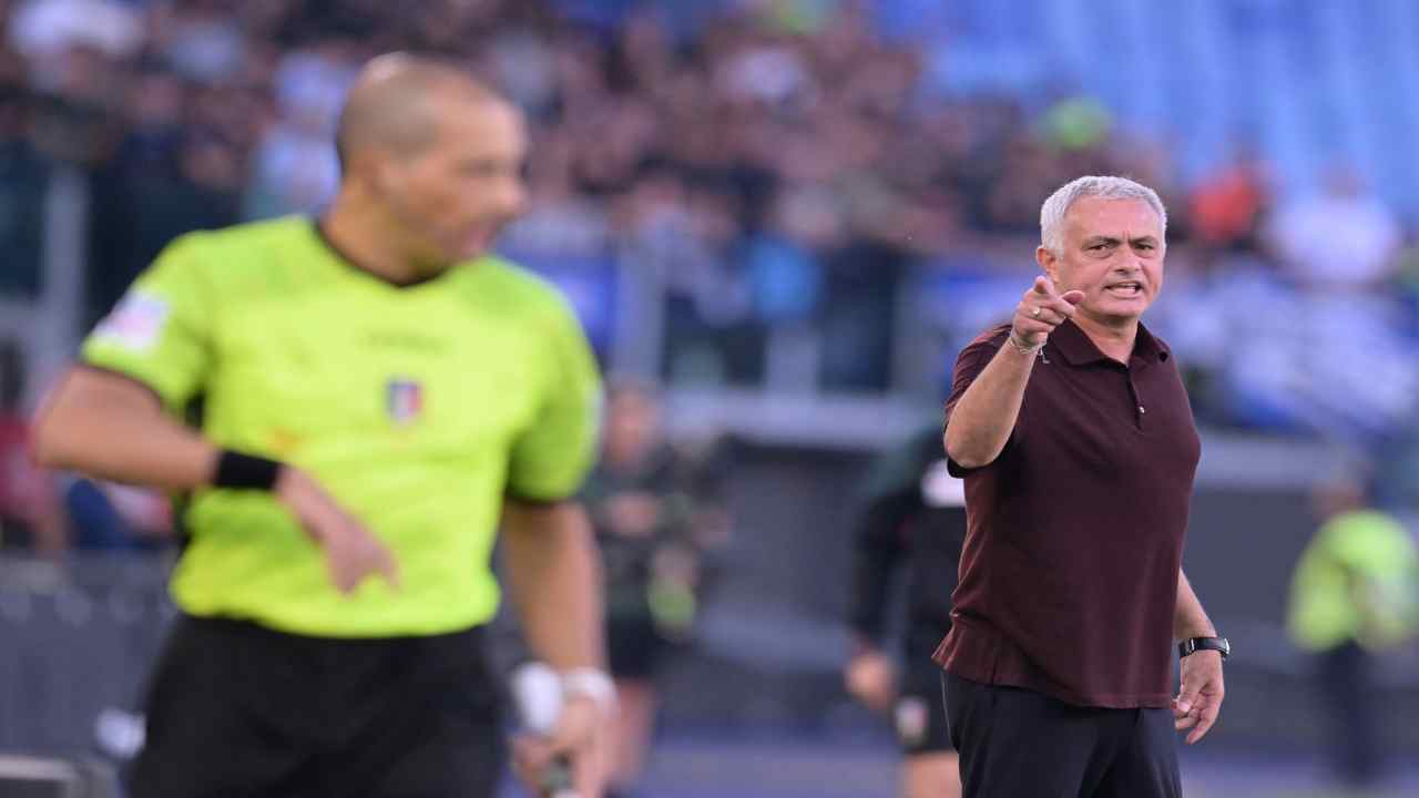 Roma, ufficiale: Mourinho squalificato una giornata