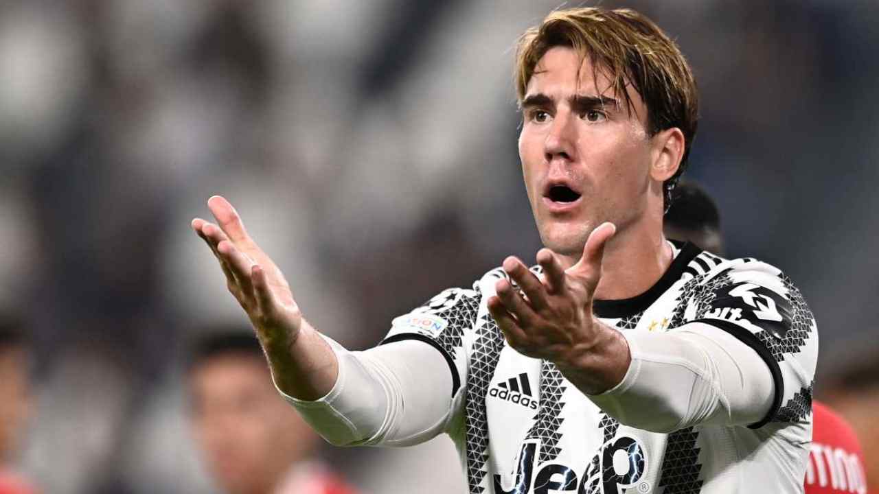 Vlahovic per il Tottenham: 80 milioni più bonus 