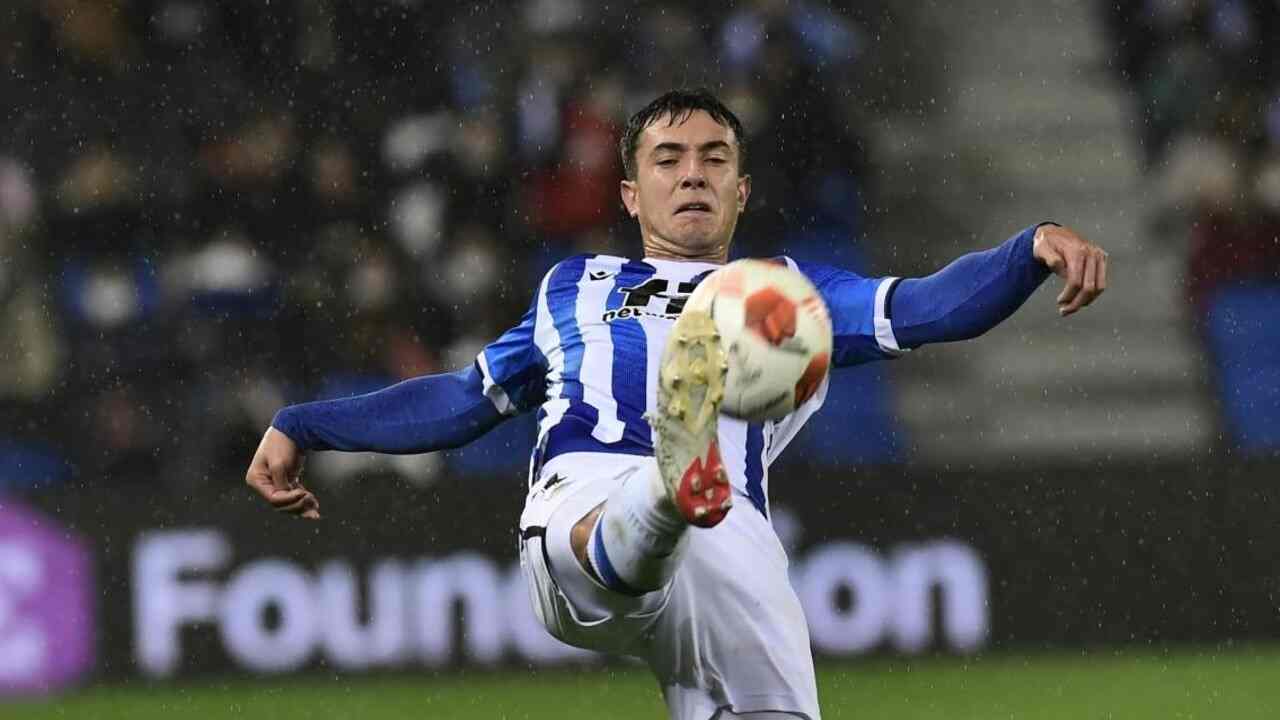 Barcellona, il rinnovo di Zubimendi può portare Jorginho