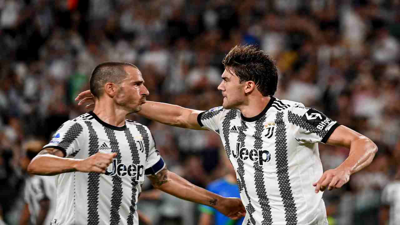 Rivoluzione Juve e bocciatura doppia: due titolarissimi fuori dal derby