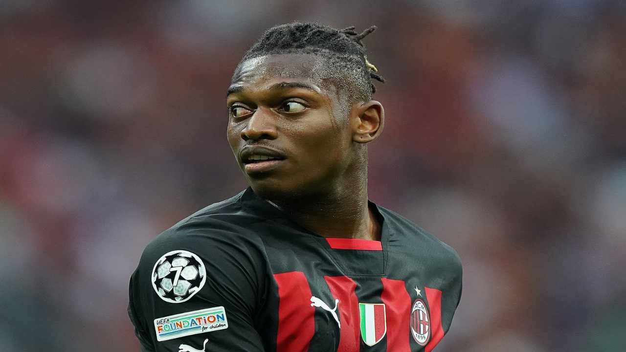 Verdetto choc per il Milan: Leao alla Juventus