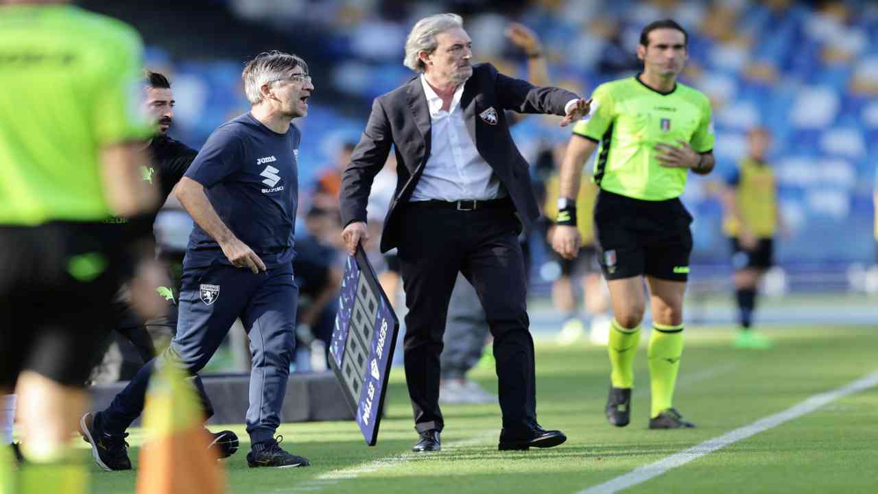 Serie A, squalifica UFFICIALE: sanzione doppia per l'allenatore