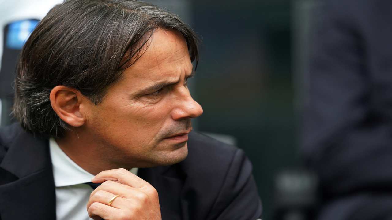Calciomercato Inter, l'annuncio scuote il futuro di Gosens: "Ha aperto alla cessione"