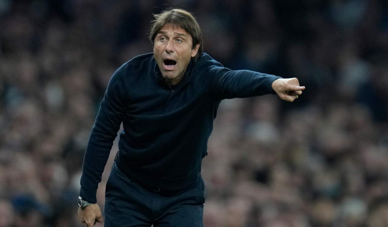 Conte tradisce la Juve: pagano la clausola in settimana