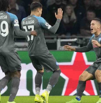 Ajax-Napoli, voti e tabellino primo tempo: super Olivera, Zielinski si riscatta