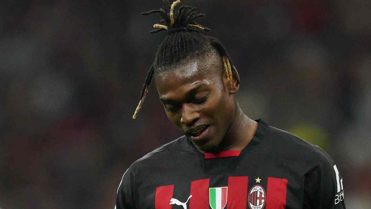 Il Milan 'sacrifica' Leao: 60 milioni per il sostituto