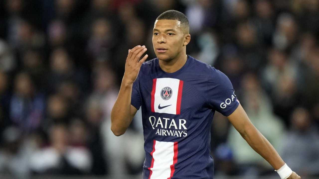 Mbappe, interviene la madre