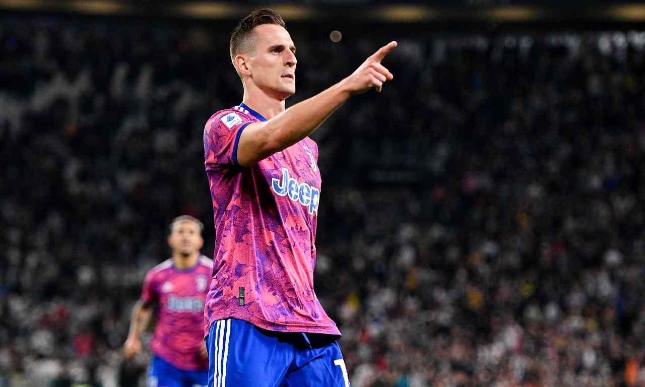 PAGELLE E TABELLINO JUVENTUS-BOLOGNA 3-0: Gol e assist per Vlahovic, Milik inarrestabile