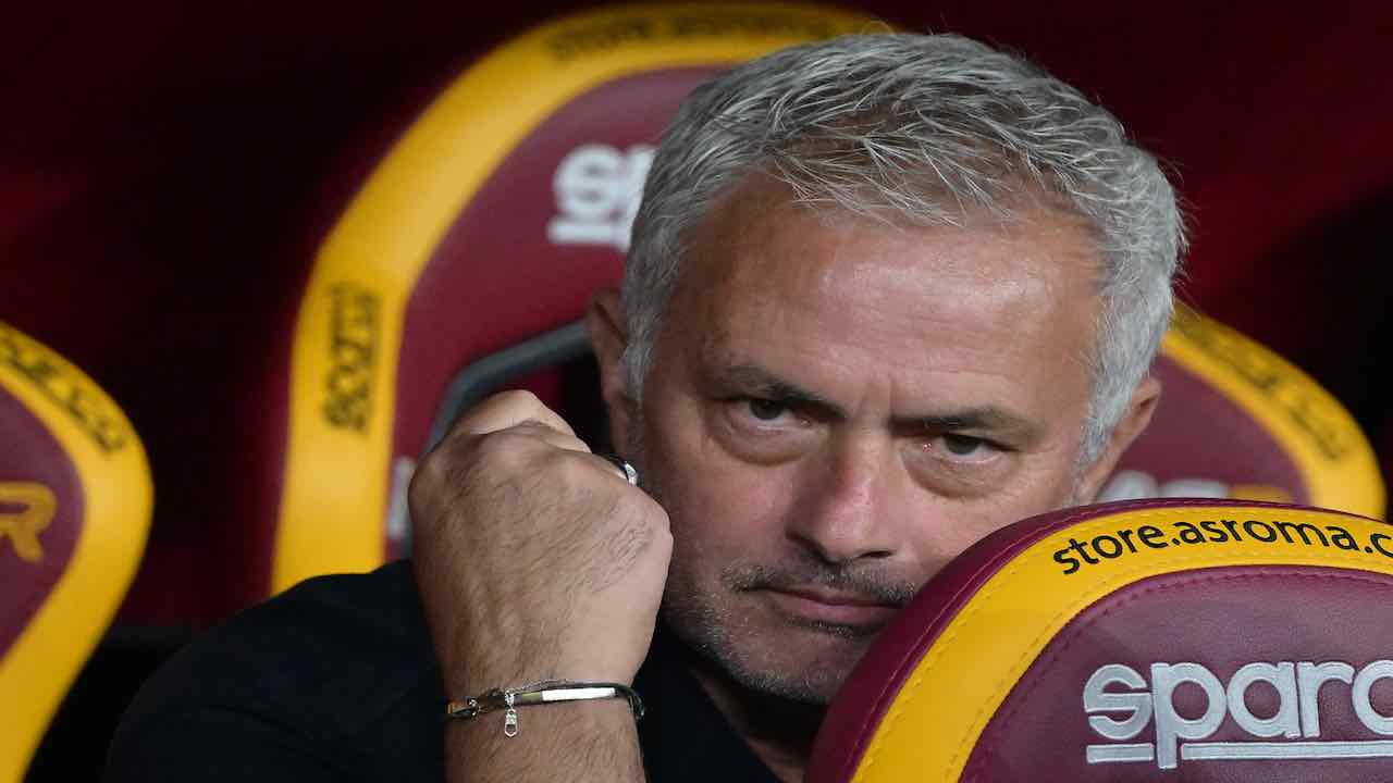 Roma-Lecce: infortunio per Dybala