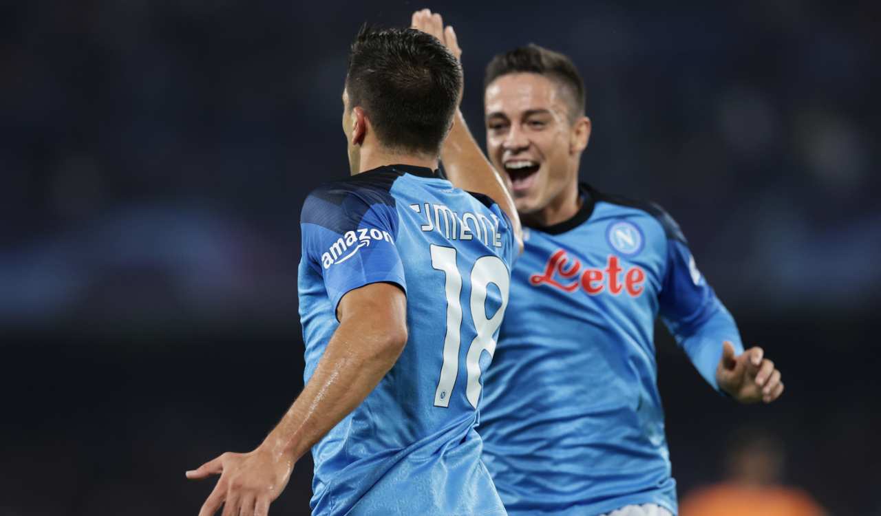 PAGELLE e TABELLINO Napoli-Rangers 3-0: Simeone spietato, Ostigard fa cento!