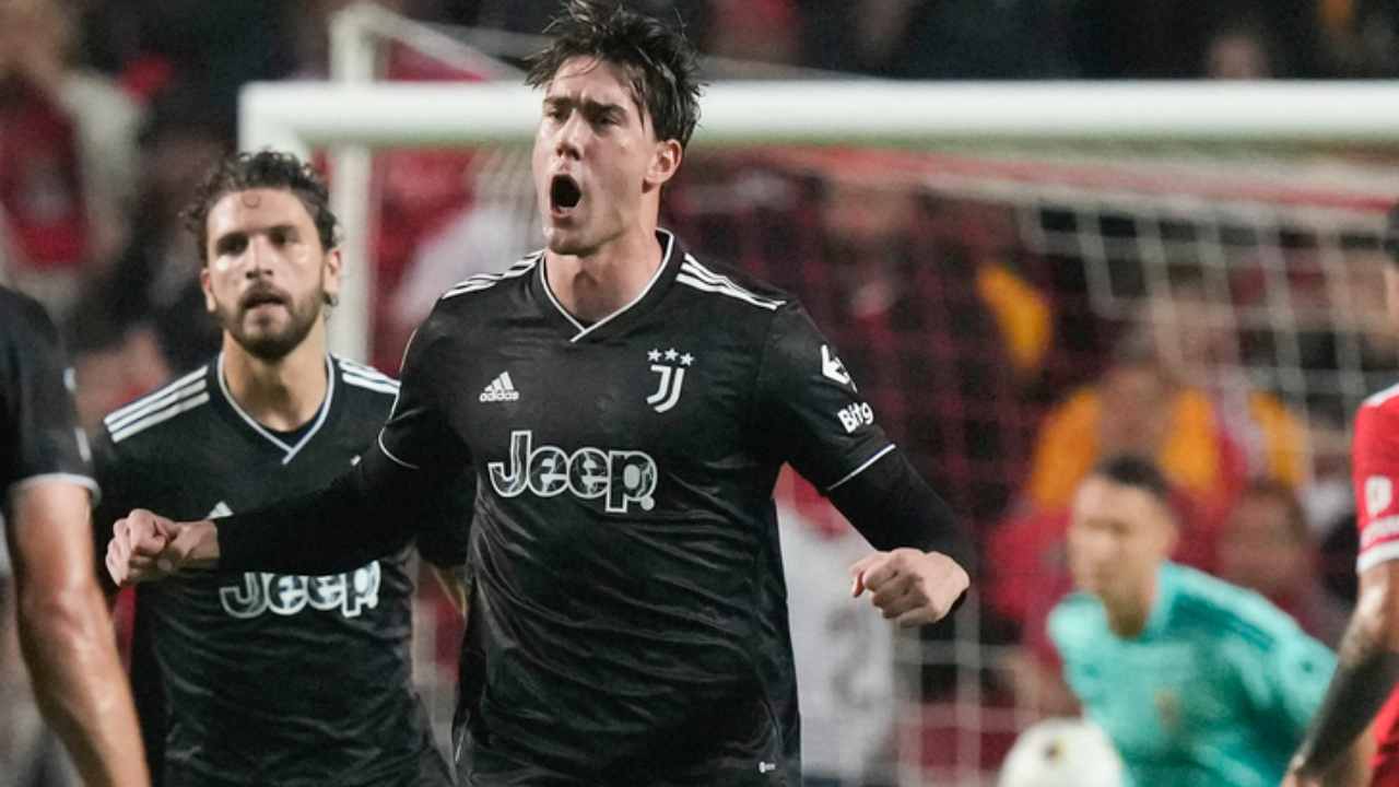 "Vlahovic al Manchester United": l'annuncio ha spiazzato tutti