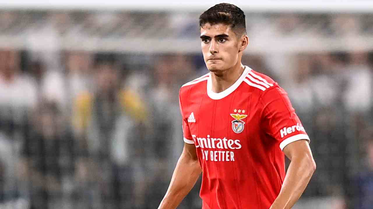 Antonio Silva, presente e futuro: clausola da 100 milioni