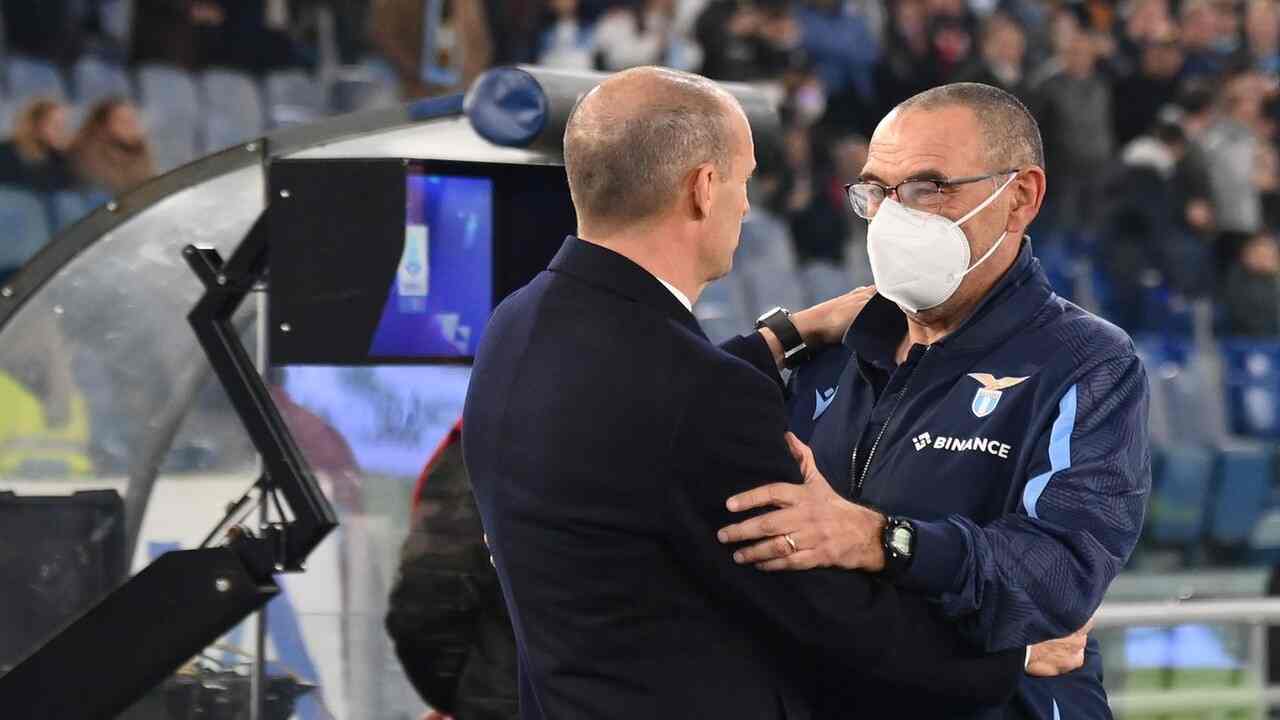 Lazio, infortunio per Lazzari: salta la Juve