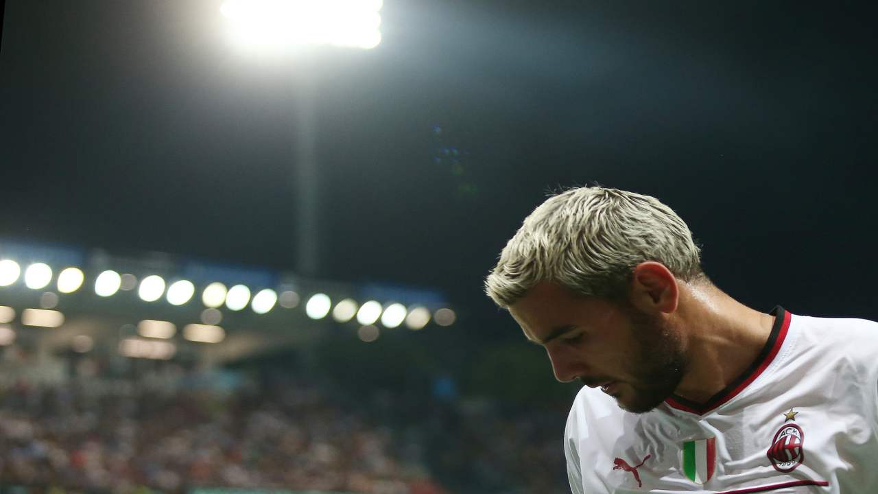 Calciomercato Milan, occhi su Balde: possibile il sacrificio di Theo Hernandez