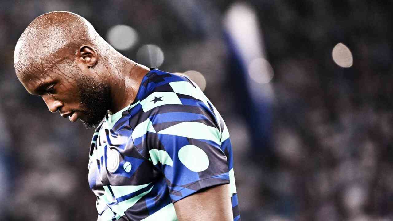 Inter, Lukaku torna in Belgio per curarsi