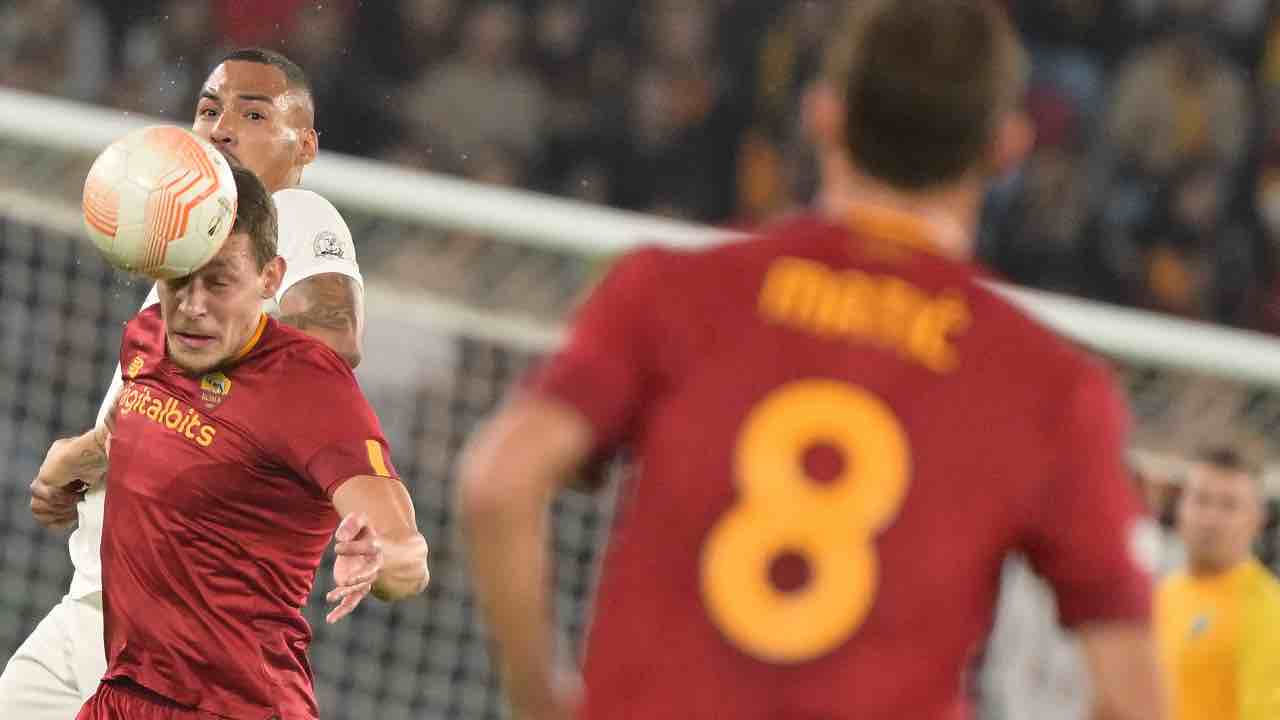 Roma, lo ‘cacciano‘ all'intervallo: "Ora basta: deve uscire subito"