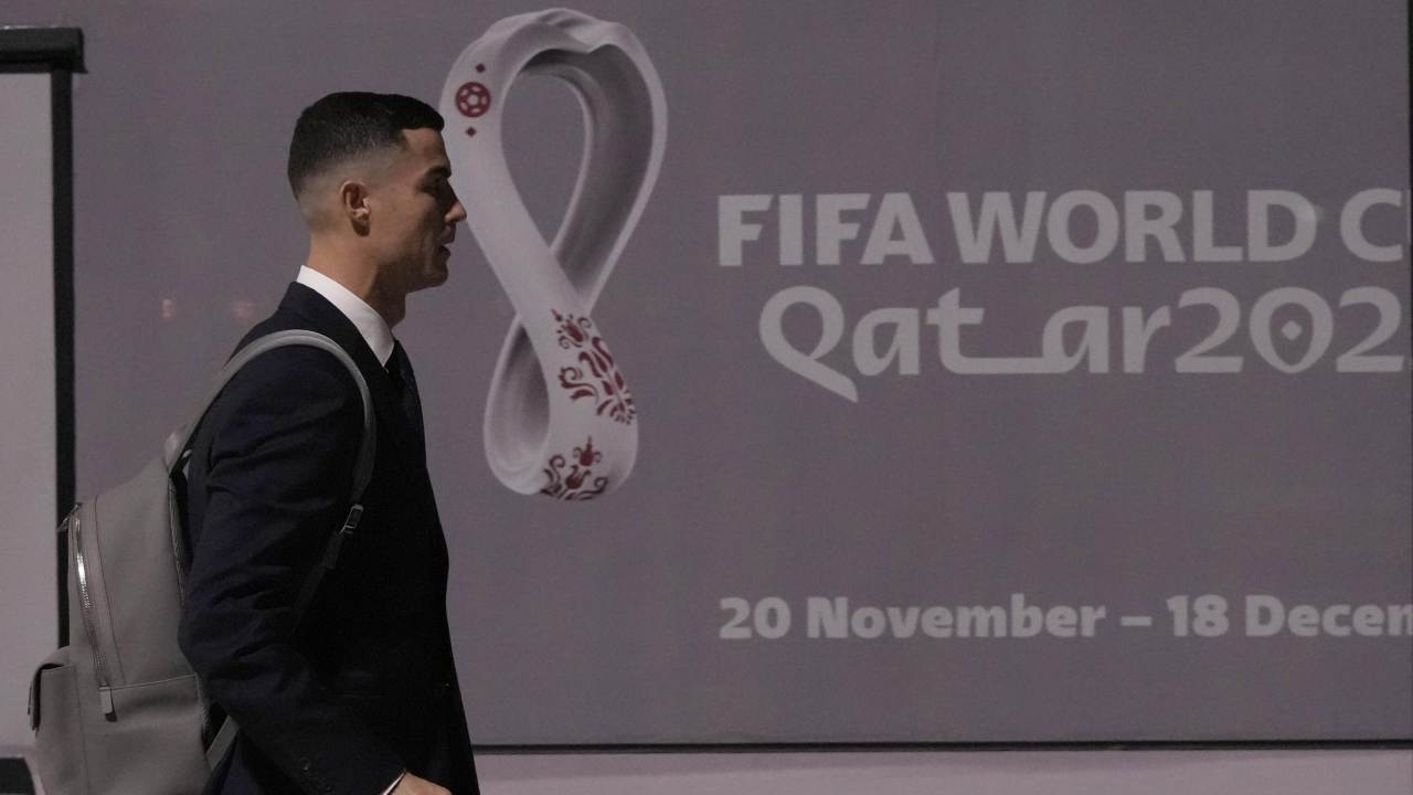Ronaldo, annuncio UFFICIALE in conferenza: "Firmerei subito"