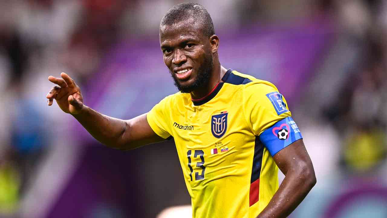 La doppietta di Valencia fa volare l'Ecuador: Qatar steso all'esordio