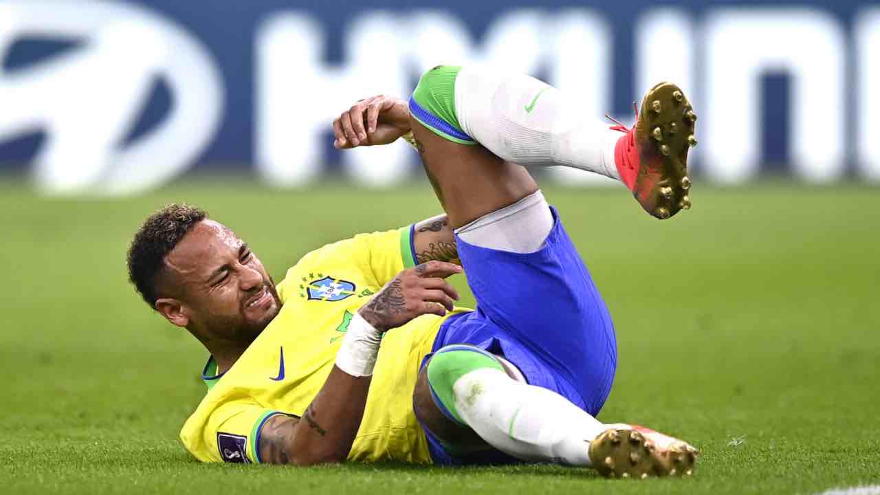 Allarme Neymar per il Brasile: nuovo stop e cambio immediato