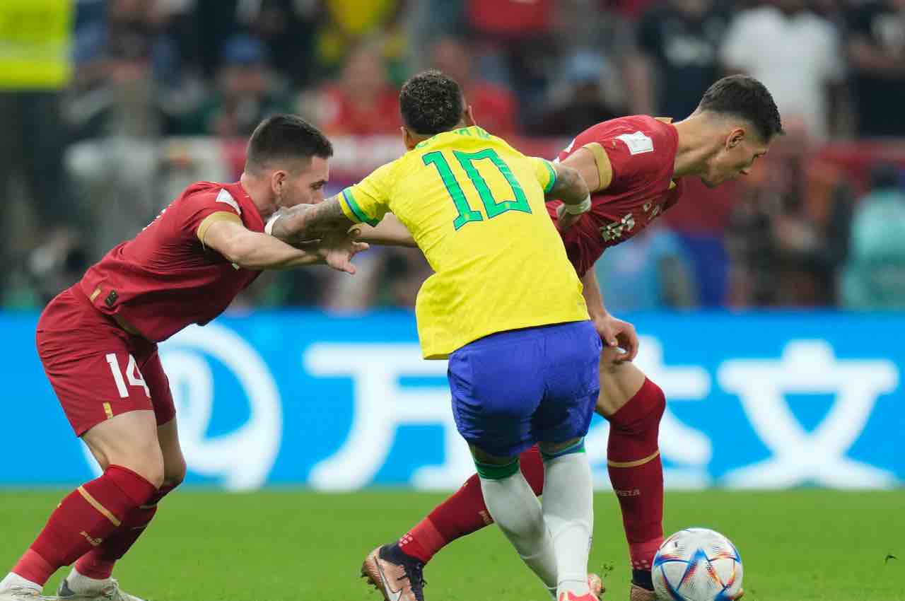 Allarme Neymar per il Brasile: nuovo stop e cambio immediato