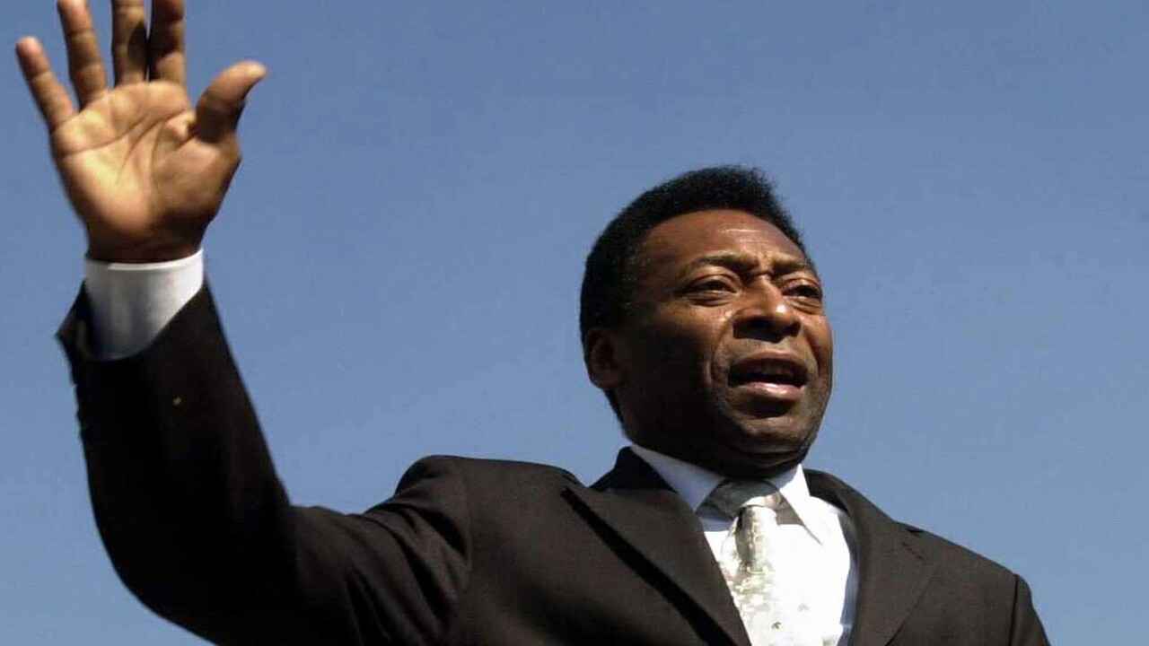 Brasile, Pele ricoverato